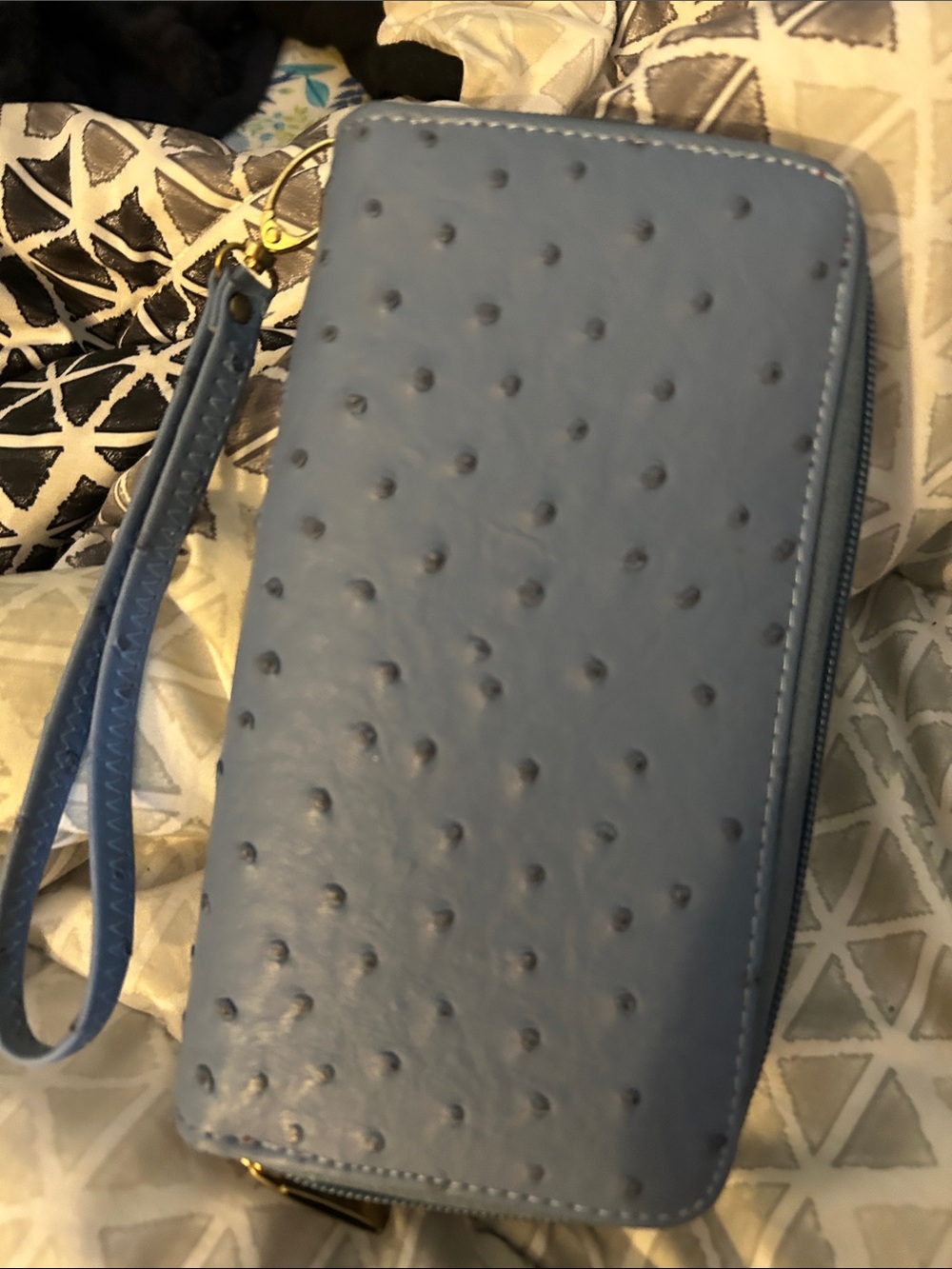 Source Unknown Blue Ostrich-Texture Wristlet Clutch